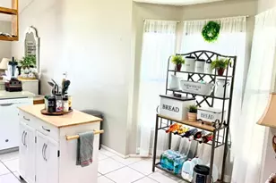908 45th St E, Bradenton, FL 34208 - Photo 10