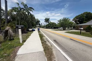 1515 Maple Dr, Fort Myers, FL 33907 - Photo 24