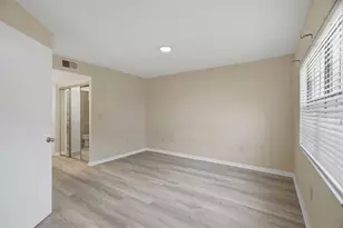 2400 Winding Creek Blvd, Clearwater, FL 33761 - Photo 20