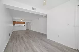 2400 Winding Creek Blvd, Clearwater, FL 33761 - Photo 12