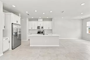 5600 Coopers Hawk Ct, Saint Cloud, FL 34772 - Photo 4