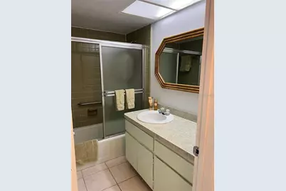 1100 E Bay Drive #35, Largo, FL 33770 - Photo 12