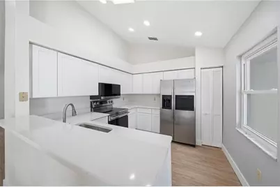 2007 59th Circle S, Saint Petersburg, FL 33712 - Photo 10