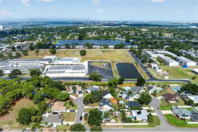 2007 59th Circle S, Saint Petersburg, FL 33712 - Photo 38