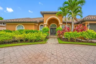 7888 Bayou Club Blvd, Seminole, FL 33777 - Photo 1