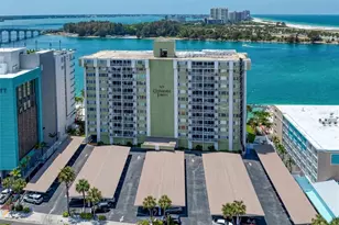 675 S Gulfview Blvd, Clearwater Beach, FL 33767 - Photo 2