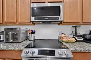10411 Red Carpet Ct, Riverview, FL 33578 - Photo 8