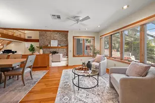 220 Harbor View Ln, Largo, FL 33770 - Photo 16