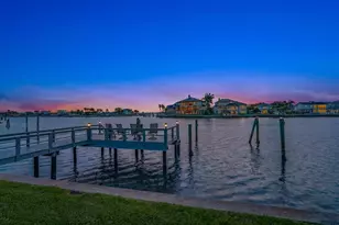 220 Harbor View Ln, Largo, FL 33770 - Photo 12