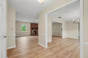 112 W Brentridge Dr, Brandon, FL 33511 - Photo 12