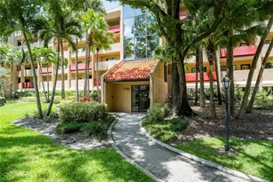 3062 Eastland Blvd, Clearwater, FL 33761 - Photo 2