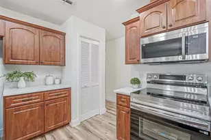 18815 Gracie Lee St, Spring Hill, FL 34610 - Photo 20