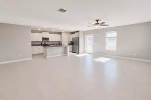 16717 Delia St, Wimauma, FL 33598 - Photo 6
