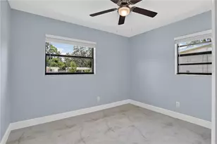 10405 N 22nd St, Tampa, FL 33612 - Photo 20