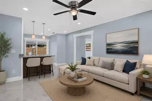 10405 N 22nd St, Tampa, FL 33612 - Photo 4