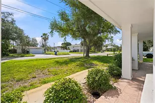 4700 Chancellor St NE, Saint Petersburg, FL 33703 - Photo 6