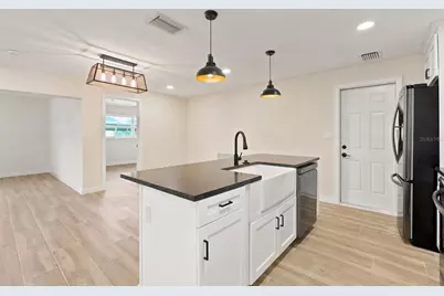 4700 Chancellor Street NE, Saint Petersburg, FL 33703 - Photo 18