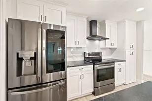 4700 Chancellor St NE, Saint Petersburg, FL 33703 - Photo 16