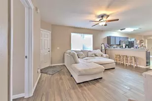 5843 Wrenwater, Lithia, FL 33547 - Photo 6