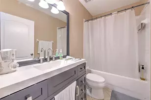 5843 Wrenwater, Lithia, FL 33547 - Photo 14
