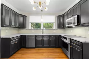 1125 11th Ave NE, Saint Petersburg, FL 33705 - Photo 12