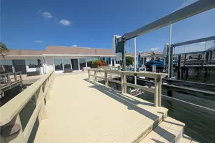 542 Boca Ciega Point Blvd N, Madeira Beach, FL 33708 - Photo 18