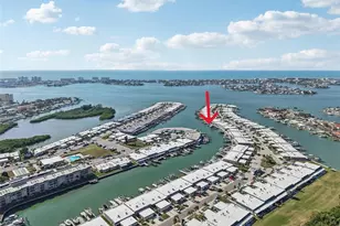 542 Boca Ciega Point Blvd N, Madeira Beach, FL 33708 - Photo 30