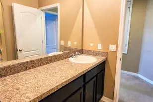 411 Rock Springs Cir, Groveland, FL 34736 - Photo 28