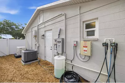 7536 18th Way N, Saint Petersburg, FL 33702 - Photo 44