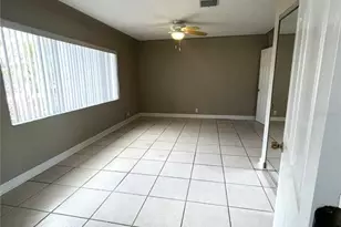 360 72nd Ave, Saint Petersburg, FL 33706 - Photo 12
