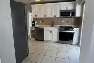 360 72nd Ave, Saint Petersburg, FL 33706 - Photo 8