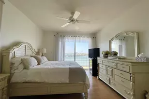 7882 Sailboat Key Blvd S, South Pasadena, FL 33707 - Photo 8