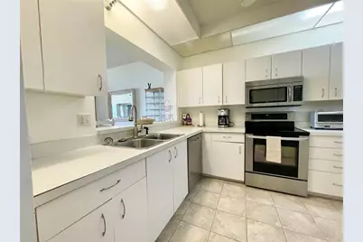 7882 Sailboat Key Boulevard S #503, South Pasadena, FL 33707 - Photo 4