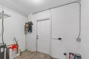 10746 109th St, Seminole, FL 33778 - Photo 36
