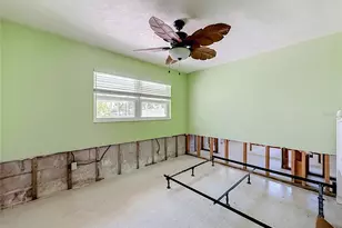 7905 11th Ave S, Saint Petersburg, FL 33707 - Photo 12