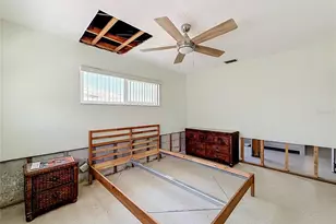 7905 11th Ave S, Saint Petersburg, FL 33707 - Photo 16