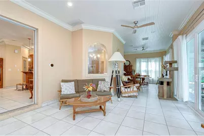 1009 Emerald Creek Drive, Valrico, FL 33596 - Photo 18