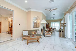 1009 Emerald Creek Dr, Valrico, FL 33596 - Photo 18