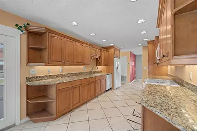 1242 W Del Webb Boulevard, Sun City Center, FL 33573 - Photo 10
