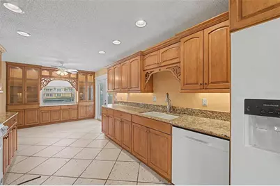 1242 W Del Webb Boulevard, Sun City Center, FL 33573 - Photo 12