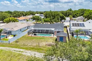 10313 Tarragon Dr, Riverview, FL 33569 - Photo 98