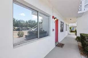 11225 82nd Ave, Seminole, FL 33772 - Photo 2