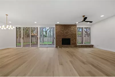 426 Fern Cliff Avenue, Tampa, FL 33617 - Photo 8