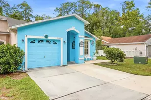 12512 Hollybrook Ln, Hudson, FL 34669 - Photo 2