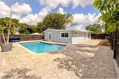 4095 Locust Street NE, Saint Petersburg, FL 33703 - Photo 42