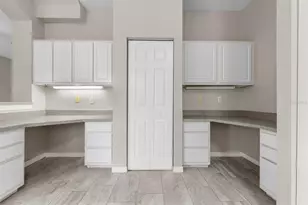 5039 Sunridge Palms Dr, Tampa, FL 33617 - Photo 18