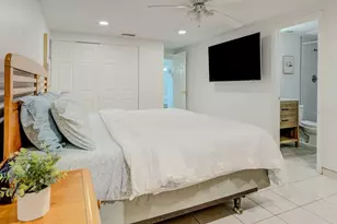 8541 Briar Grove Cir, Tampa, FL 33615 - Photo 20