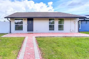 8541 Briar Grove Cir, Tampa, FL 33615 - Photo 1