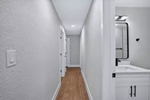 950 26th Ave S, Saint Petersburg, FL 33705 - Photo 20