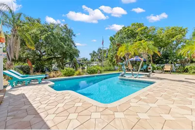 121 Carlyle Drive, Palm Harbor, FL 34683 - Photo 14
